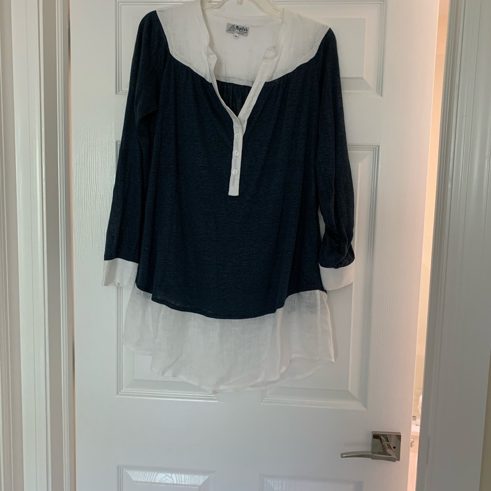 Tunic - Picture 2 of 3